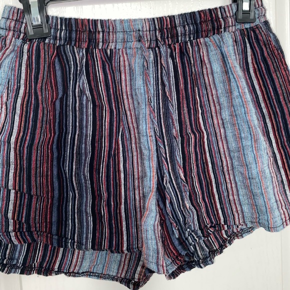 Universal Threads - Multi-Color Shorts - Picture 3 of 4